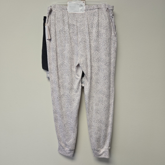 Danskin 3 Piece Jogger Shorts Set XL - Picture 2 of 10